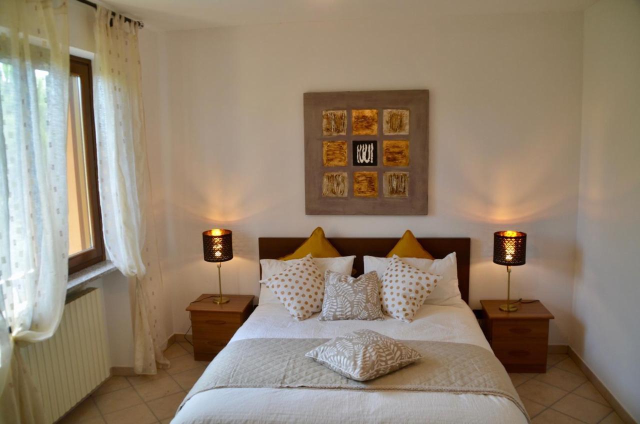Villa Patrizia Moncalvo Bagian luar foto