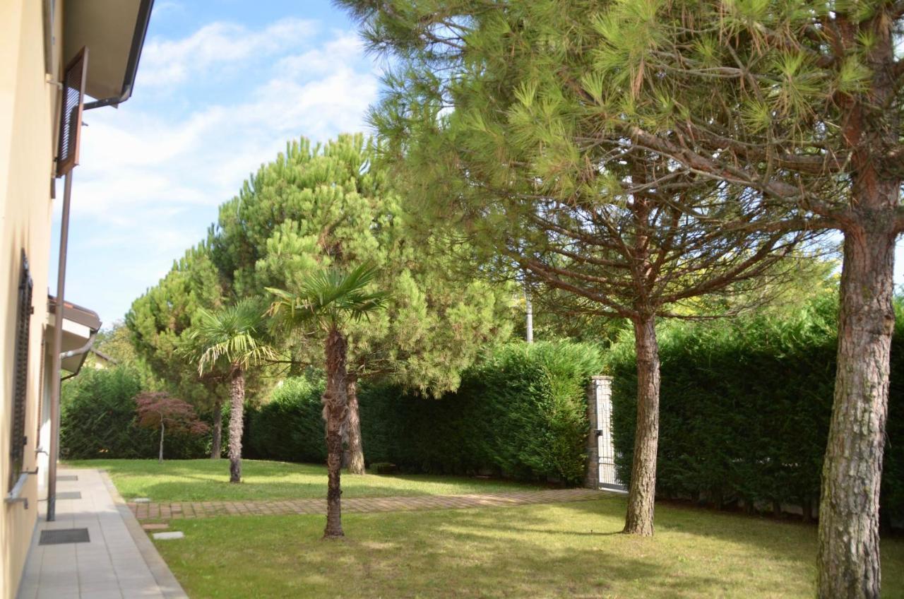 Villa Patrizia Moncalvo Bagian luar foto